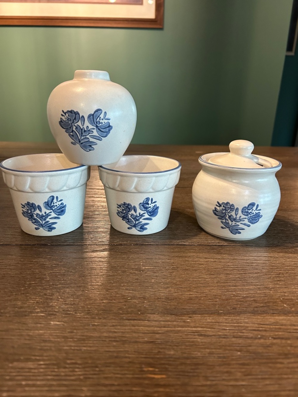Vintage Pfaltzgraff Yorktowne group bud vase 2 planters and jam jar stoneware